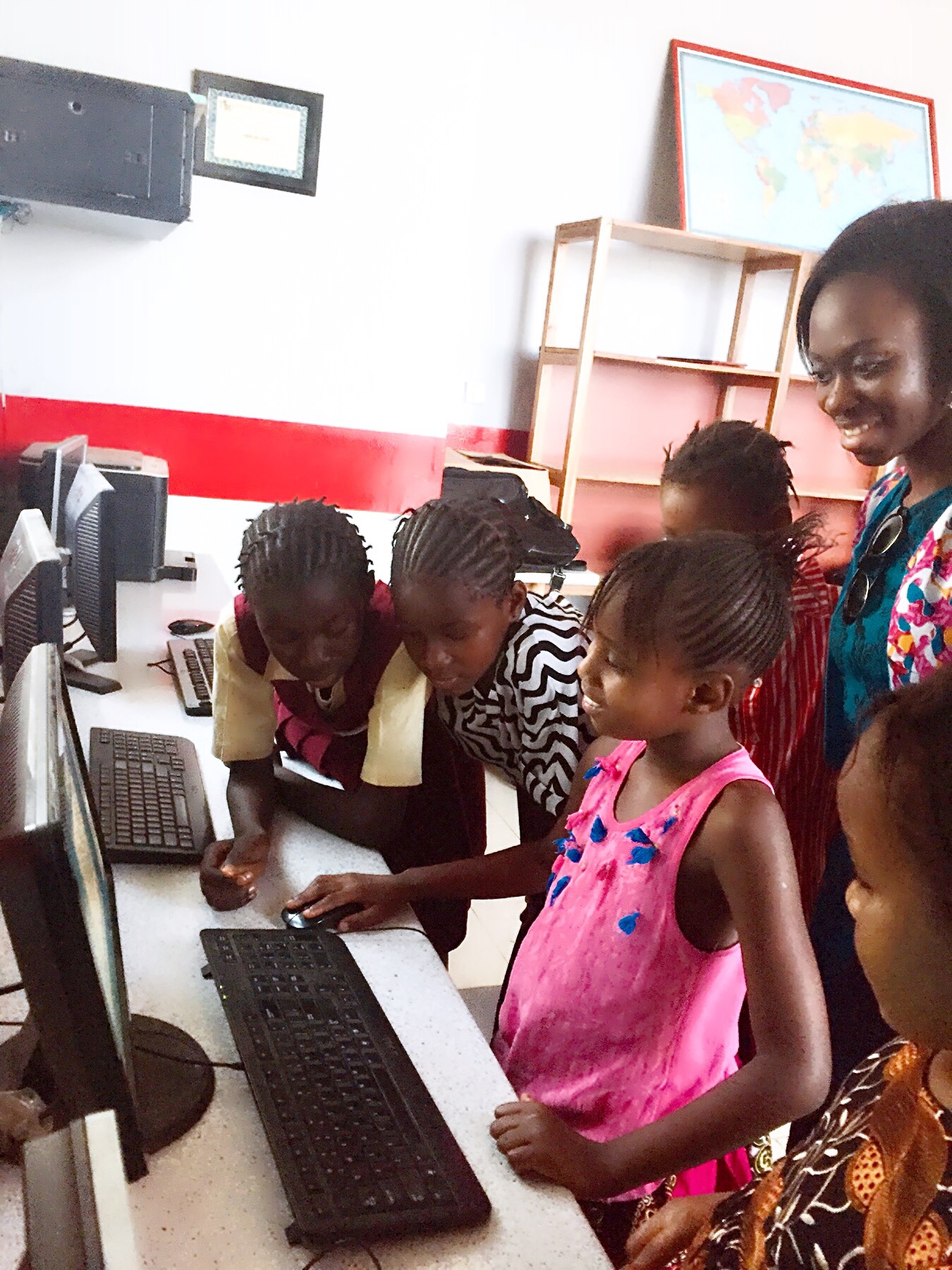 14203310_1175643969154627_9210775677973068441_n